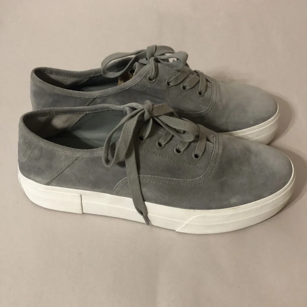Vince gray suede